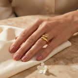 Hug Ring
