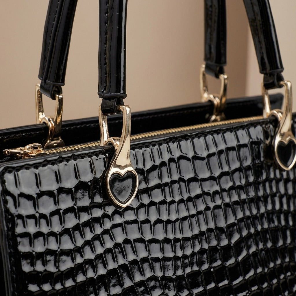 Tote Bag with Heart Hardware