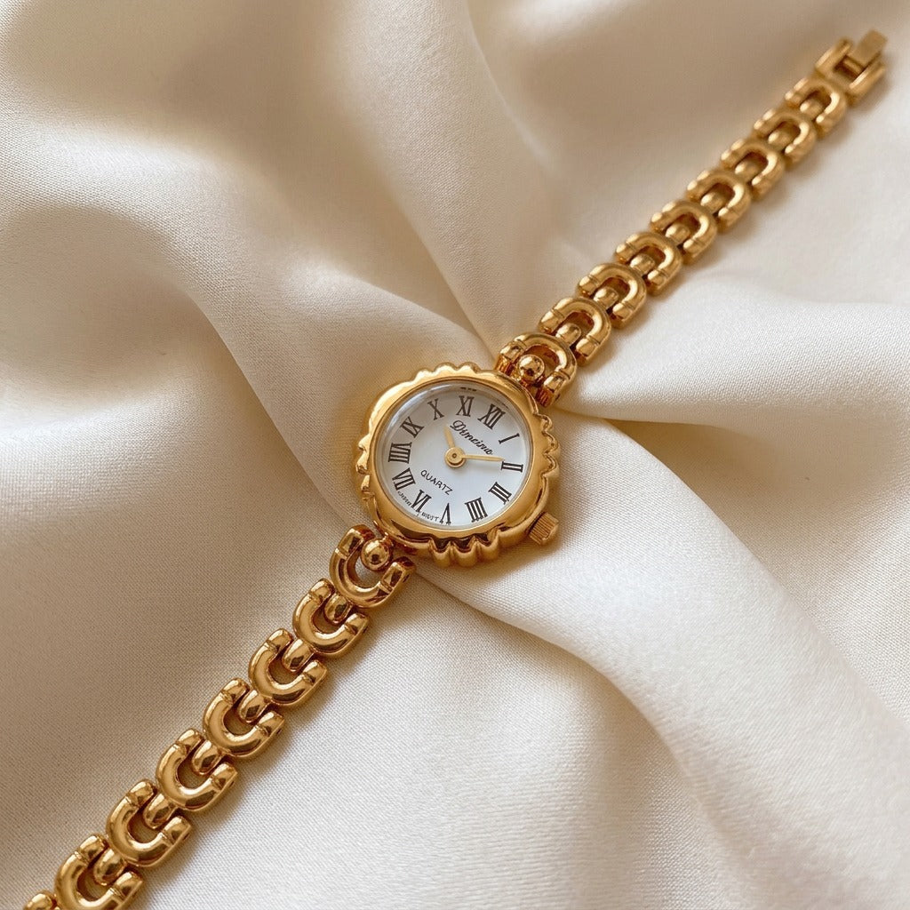 Casual Retro Bracelet Quartz Women's Watch